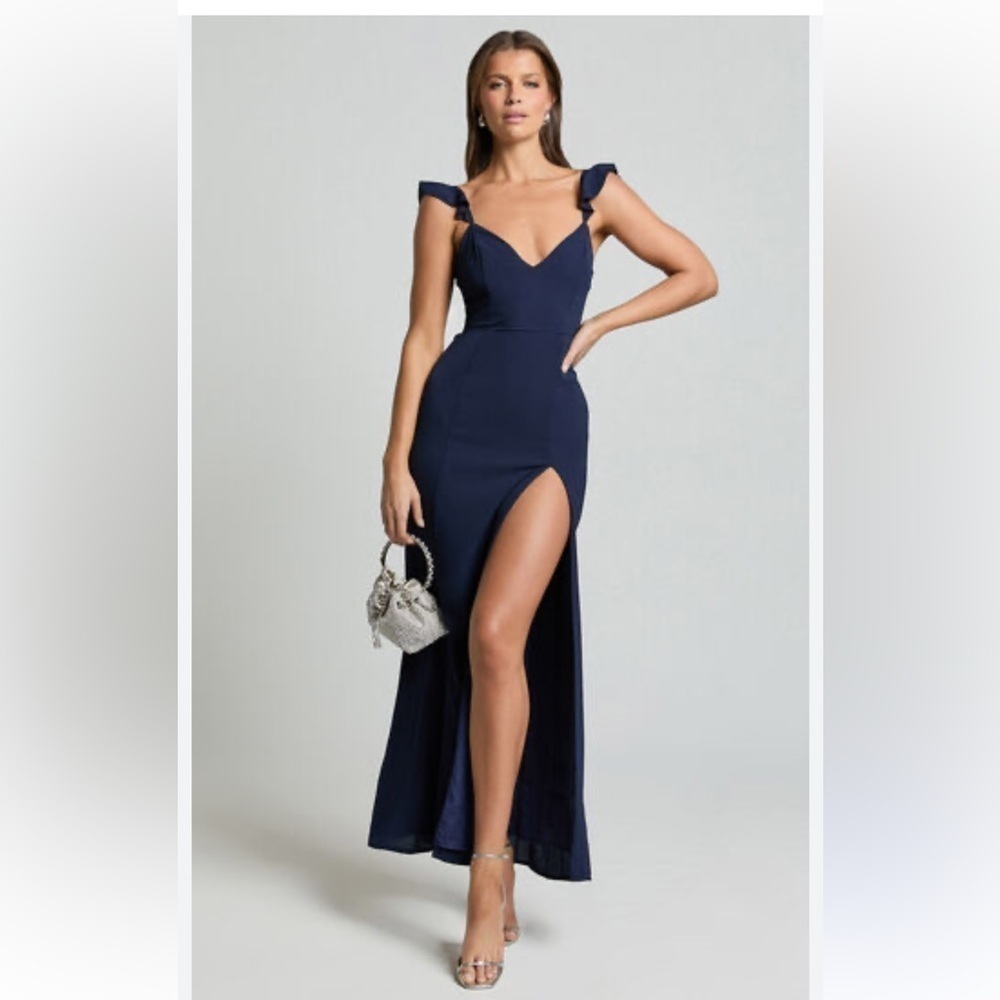 Showpo More than this midi dress in navy blue sz 0